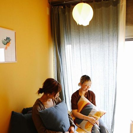 Sunny Day Hostel Takamatsu Exteriör bild