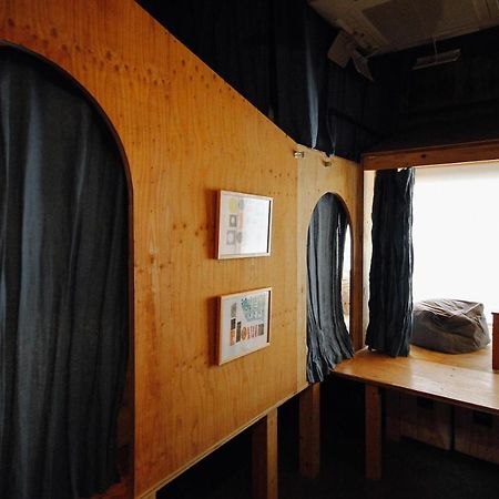 Sunny Day Hostel Takamatsu Exteriör bild